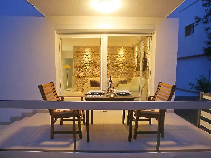 Apartments Lili Zadar 4*,  Chorvatsko