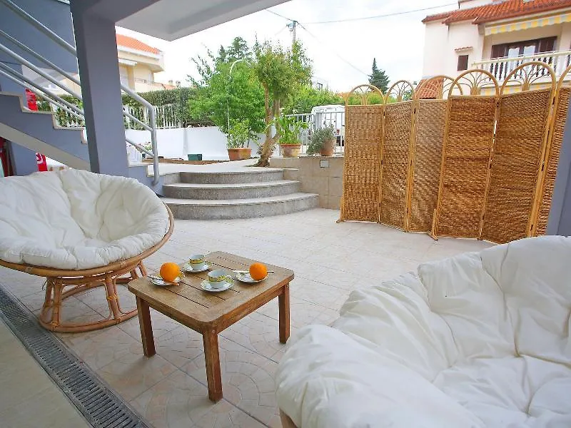 Ξενοδοχείο Apartments Lili Ζαντάρ