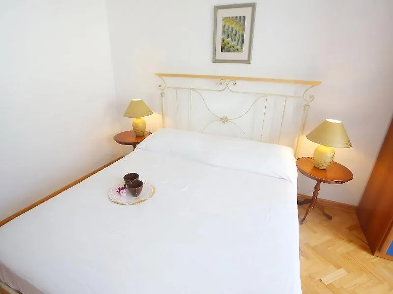Apartments Lili Ζαντάρ